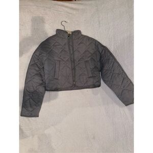 Urban outfitters size S gray puffer jacket cropped